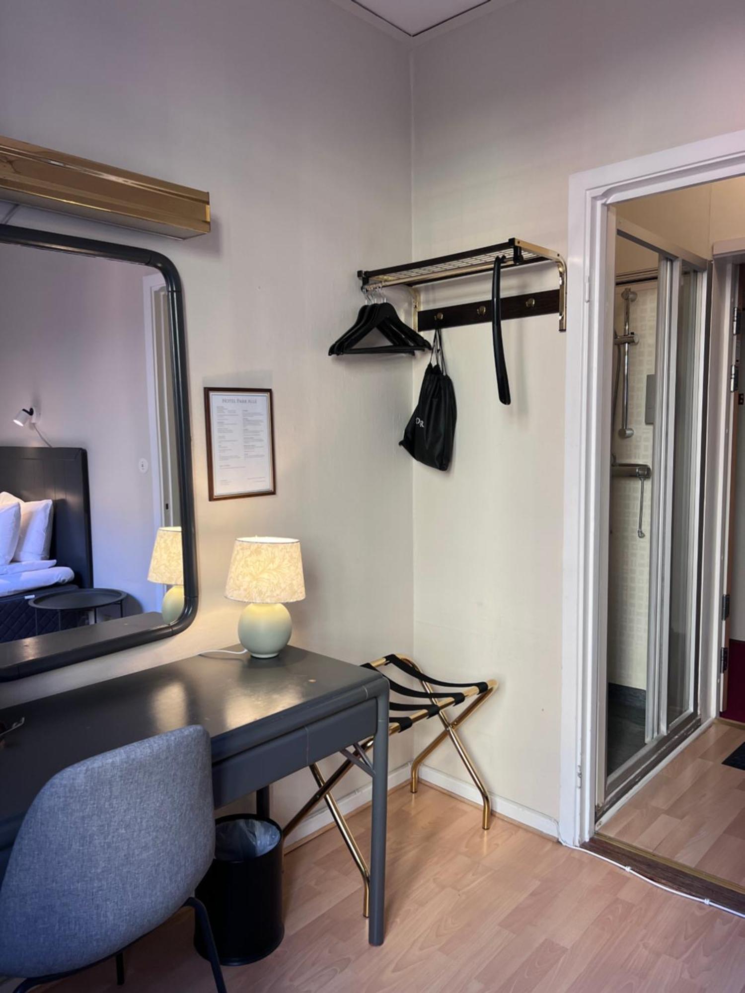 Hotel Park Allé Kristianstad Buitenkant foto